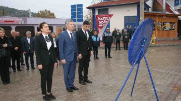 BAŞÖĞRETMENİMİZ ATATÜRK’ÜN İZİNDEYİZ.