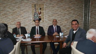 Muhtarlar ve Yetkililer Sorunları Görüştü.