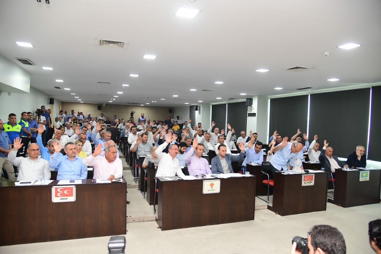 Büyükşehir Belediye Meclisi, Adana için yoğun çalışıyor,