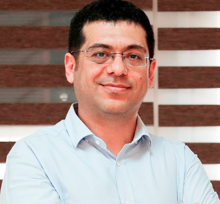 Kanser hastaları suya resim çizdiler.
