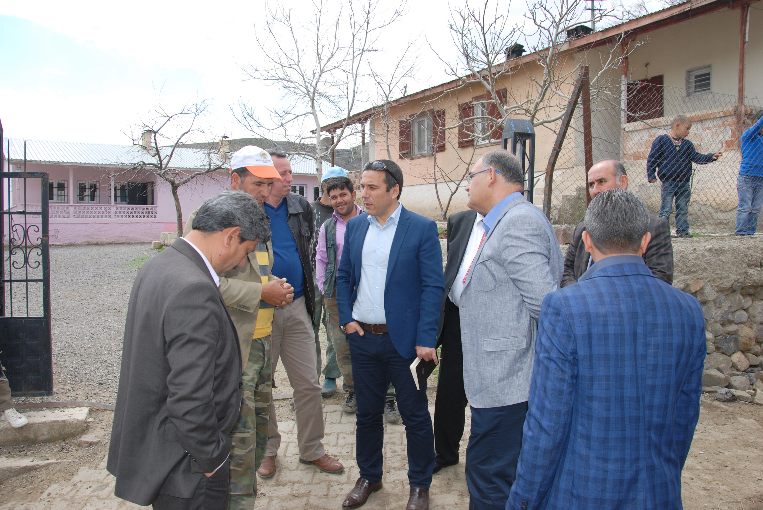 ÇAY: KENTTEN KIRSALA DÖNÜŞÜN “ ÖNCÜSÜYÜZ”