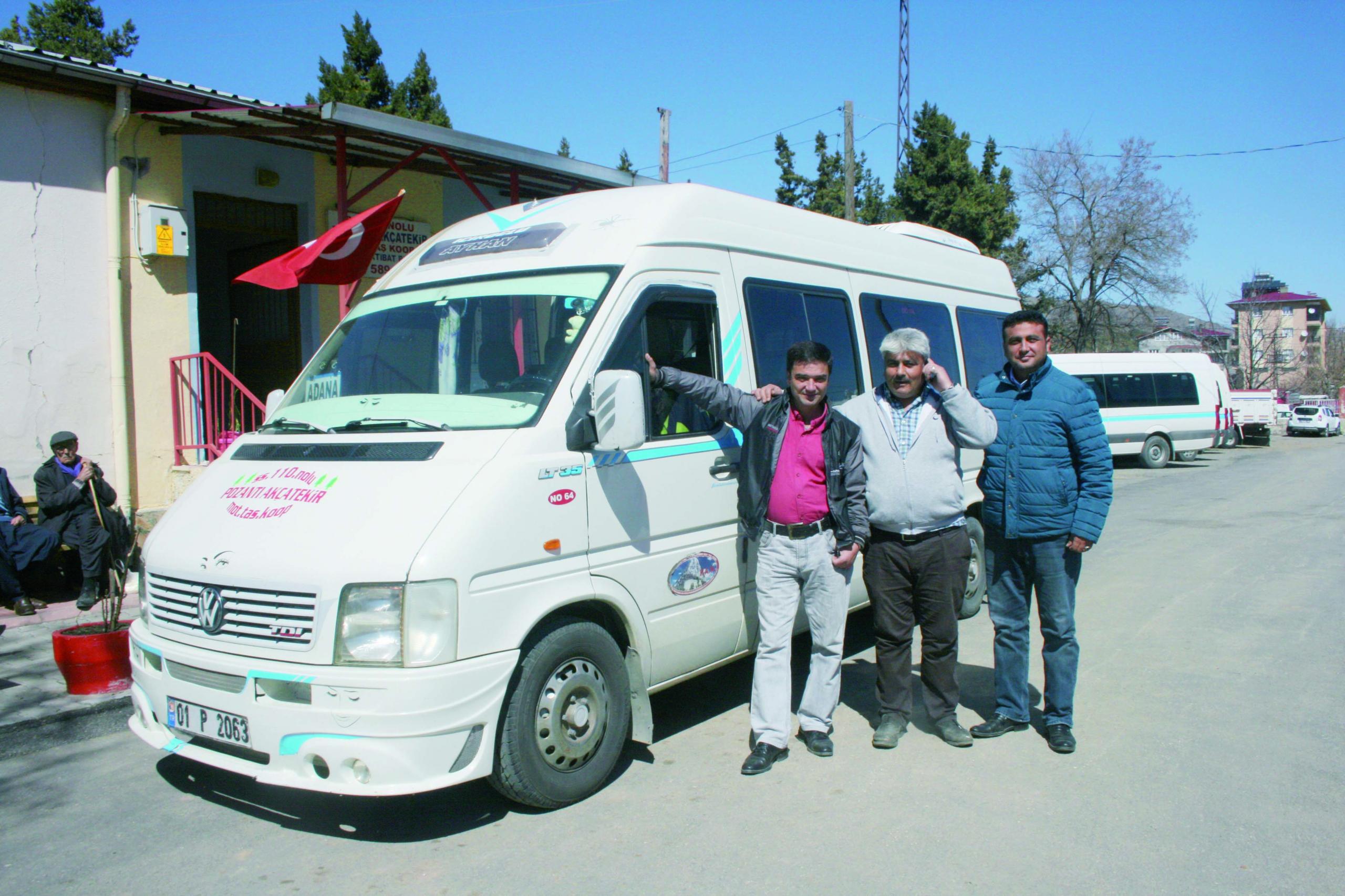 VİRÜSÜN ETKİSİ DOLMUŞLARI VURDU.