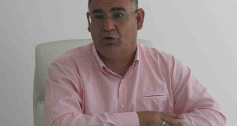 “ÇAY’DAN KADIN FUTBOL TAKIMINA BEŞ BİN TL”