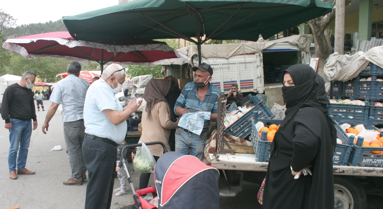 Fiyatlar Yüksek, Alım Gücü Düşük