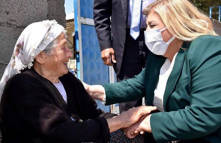 HÜLYA ERDEM, “BİZ KOLTUK DEĞİL, HİZMET SEVDALISIYIZ”