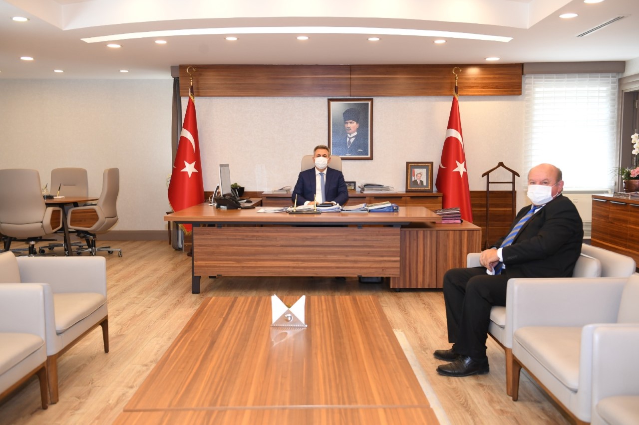 Esendemir’in girişimine bürokratlardan tam destek