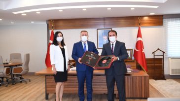 İletişim Başkanı Keleş’den Vali Elban’a Ziyaret