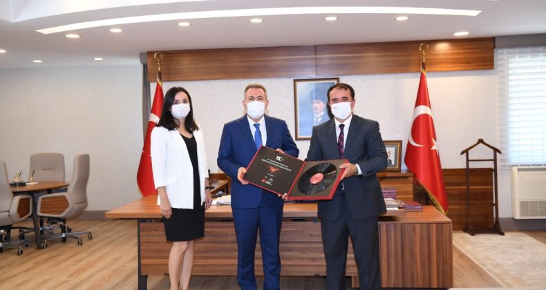 İletişim Başkanı Keleş’den Vali Elban’a Ziyaret