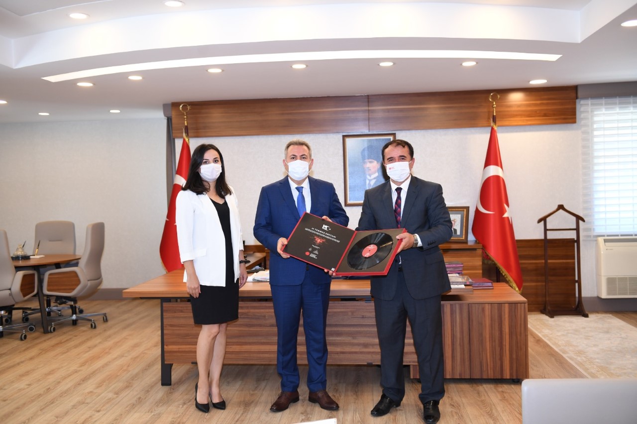 İletişim Başkanı Keleş’den Vali Elban’a Ziyaret