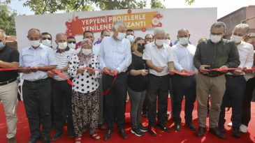 ZEYDAN KARALAR ÇALIŞIYOR HALK TAKDİR EDİYOR.