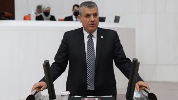 Ayhan Barut üniversite öğrencilerine yurt ve kira desteği verilmesini istedi