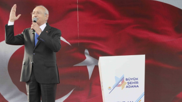 KILIÇDAROĞLU Kozan’dan Türkiye’ye SESLENDİ: “DEMOKRASİYE SUSADIĞINIZI BİLİYORUM.”