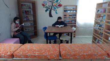 POZANTI’DA KÜTÜPHANESİZ OKUL KALMADI