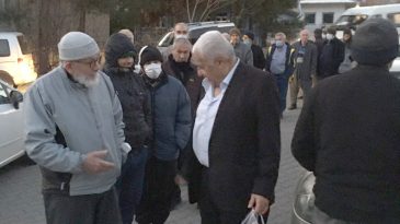 POZANTI’LI “HALK EKMEK” KUYRUĞUNDA