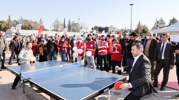 YÜREĞİR’DE SPOR VE KAYNAŞTIRMA ŞÖLENİ