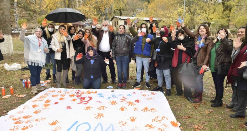 Dezavantajlı 60 Kişi Belemedik’i Gezdi, “Kadına Şiddete Hayır” dedi.