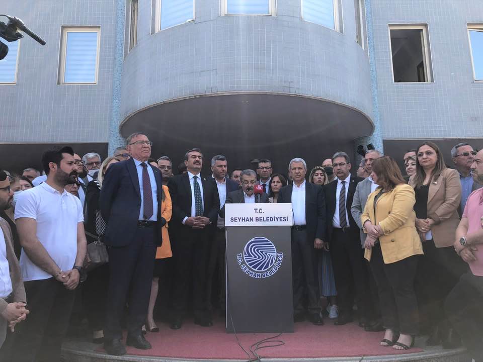 CHP ADANA ÖRGÜTÜNDEN KINAMA