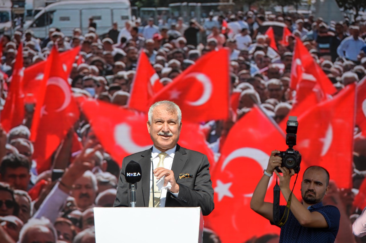 Karalar: “Bizim Aşkımız Millet Aşkıdır, Adana Aşkıdır.”
