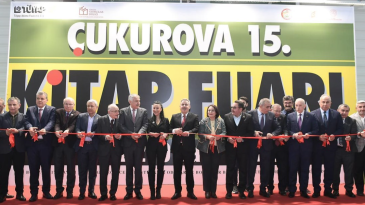 ÇUKUROVA 15. KİTAP FUARI KİTAPSEVERLERLE BULUŞTU