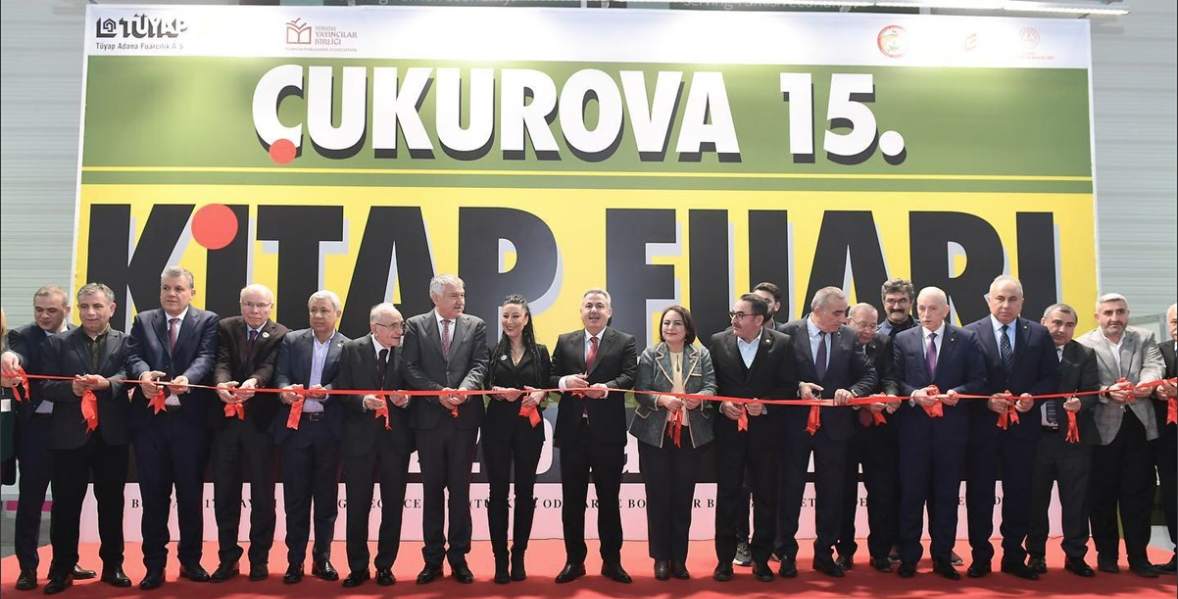 ÇUKUROVA 15. KİTAP FUARI KİTAPSEVERLERLE BULUŞTU