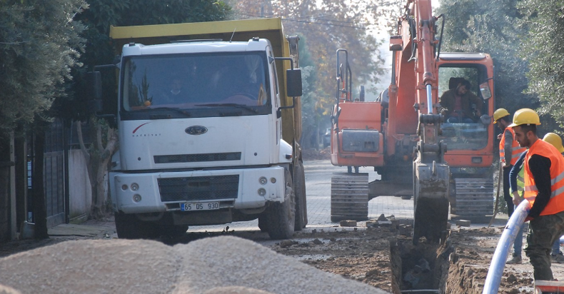 ASKİ 440 KİLOMETRE ASBESTLİ BORU DÖŞEDİ