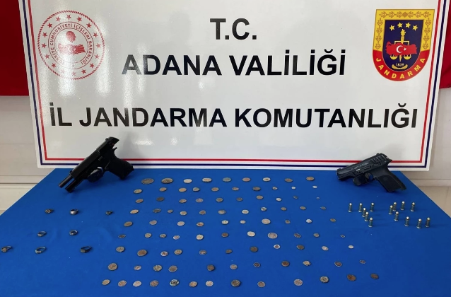 POZANTI’DA MOTOSİKLETTEN KAÇAK TARİHİ ESER ÇIKTI