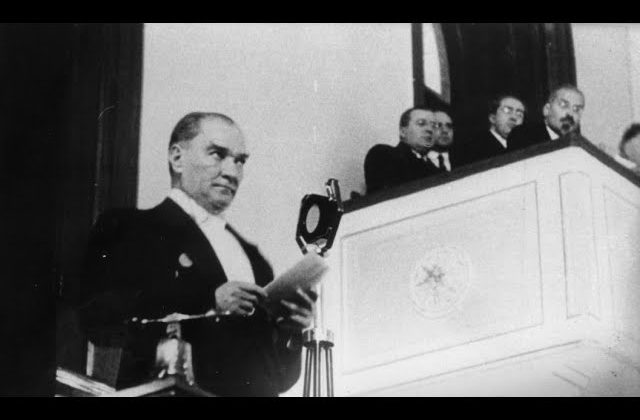 “BU CUMHURİYETİ BİZ KURDUK YAŞATACAK OLAN SİZLERSİNİZ.”
