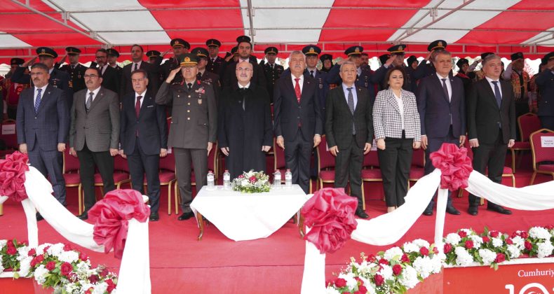 5 OCAK KURTULUŞ BAYRAMI TÖRENLERLE KUTLANDI