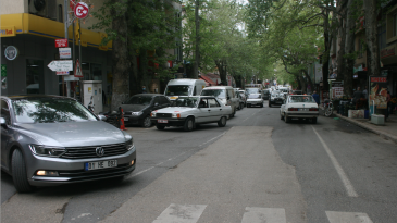 POZANTI’LILAR MOTOSİKLETLİ SÜRÜCÜLERDEN RAHATSIZ