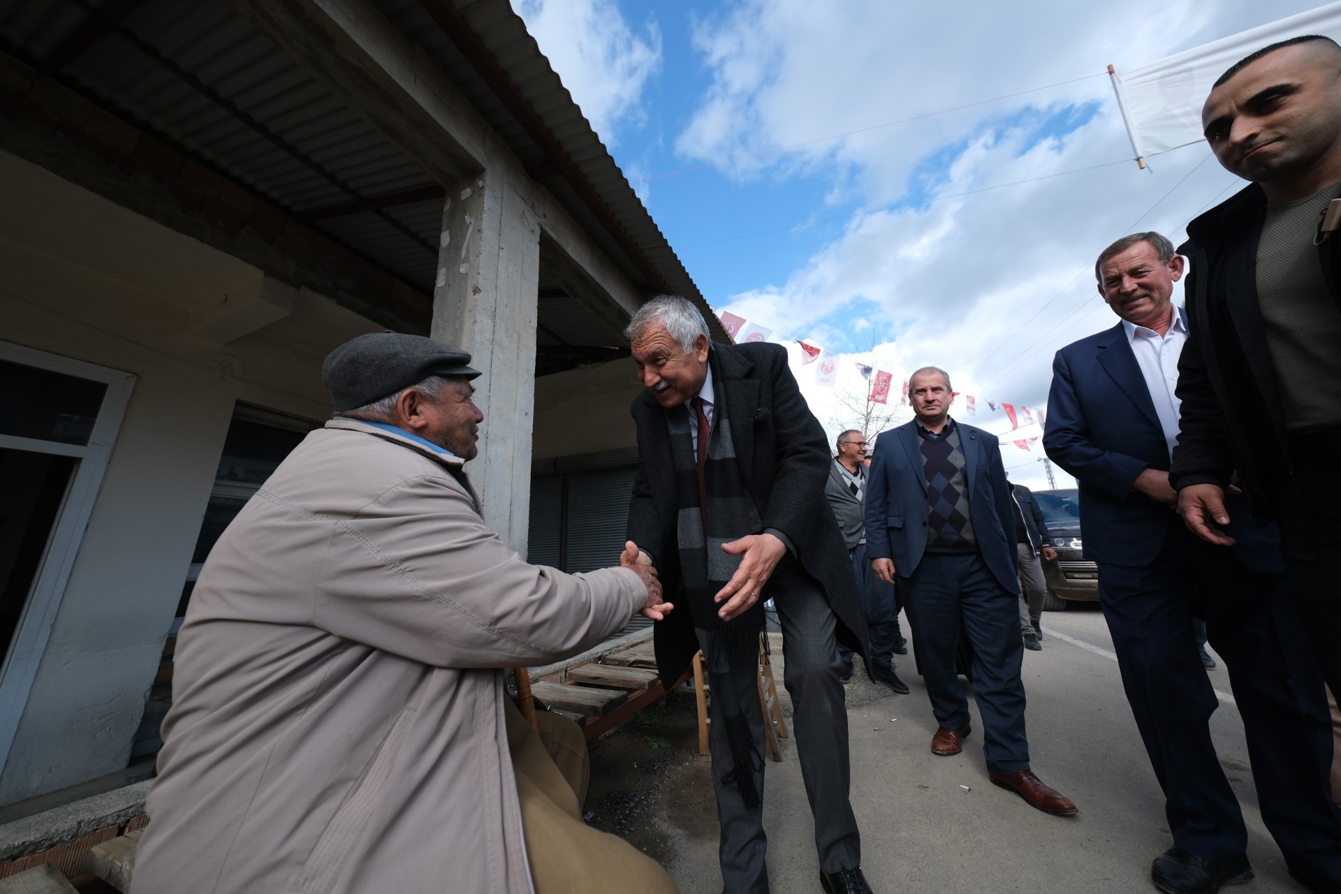  Zeydan Karalar’dan 7 bin emekliye yeni yıl desteği