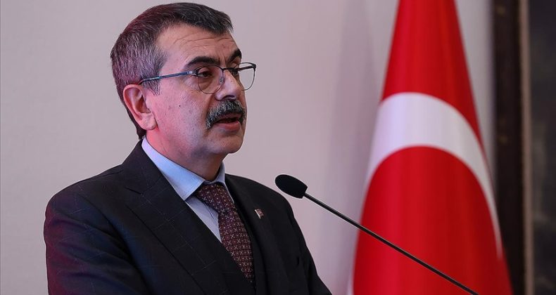  BAKAN TEKİN: “GEZİCİ ÖĞRETMEN  SINIFI MODELENİ UYGULUYORUZ”