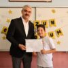 BAŞKAN AVAN’A ÖĞRENCİLER’DEN KARNE