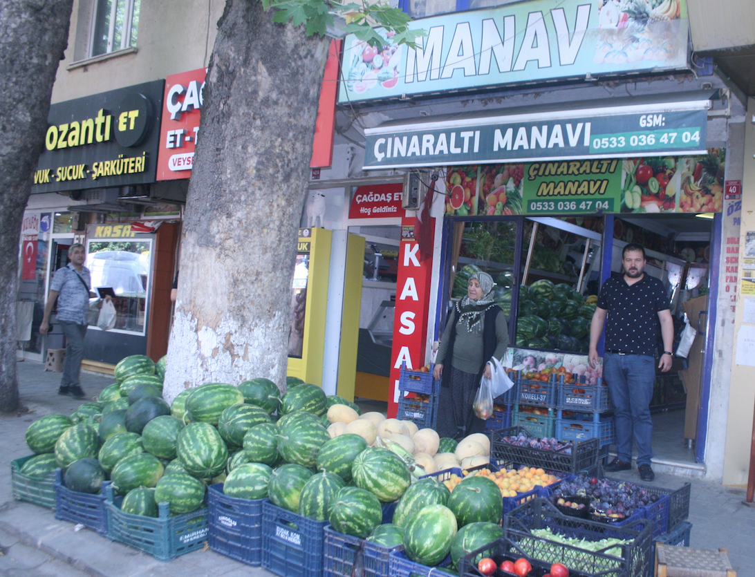 Sebze ve Meyvede Çeşitliliğin Adı : “ÇINARALTI MANAVI”