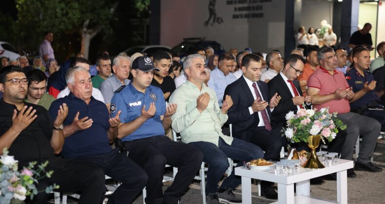15 TEMMUZ’DA POZANTI’LI DEMOKRASİ NÖBETİNDE TAM KADRO AYAKTA İDİ.