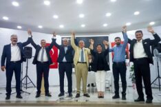 İLÇE BAŞKANI FAHRİ ÇAY GÜVEN TAZELEDİ