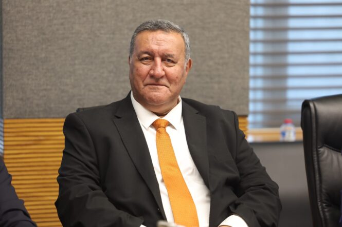  GÜRER: “TARIMDA ALARM ZİLLERİ ÇALIYOR: