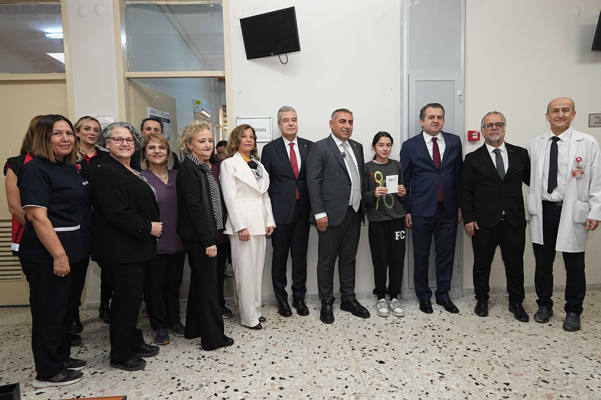 BÜYÜKŞEHİR’DEN KADINLARA RAHİM AĞZI KANSERİ AŞISI