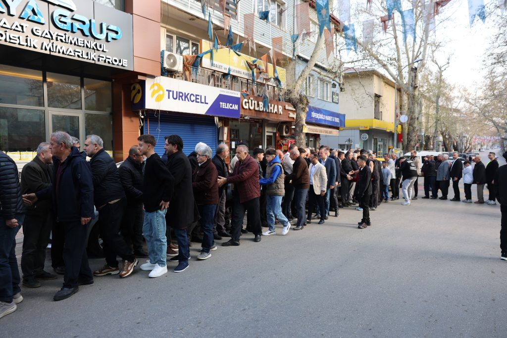 POZANTI’DA BAYRAMLAŞMA