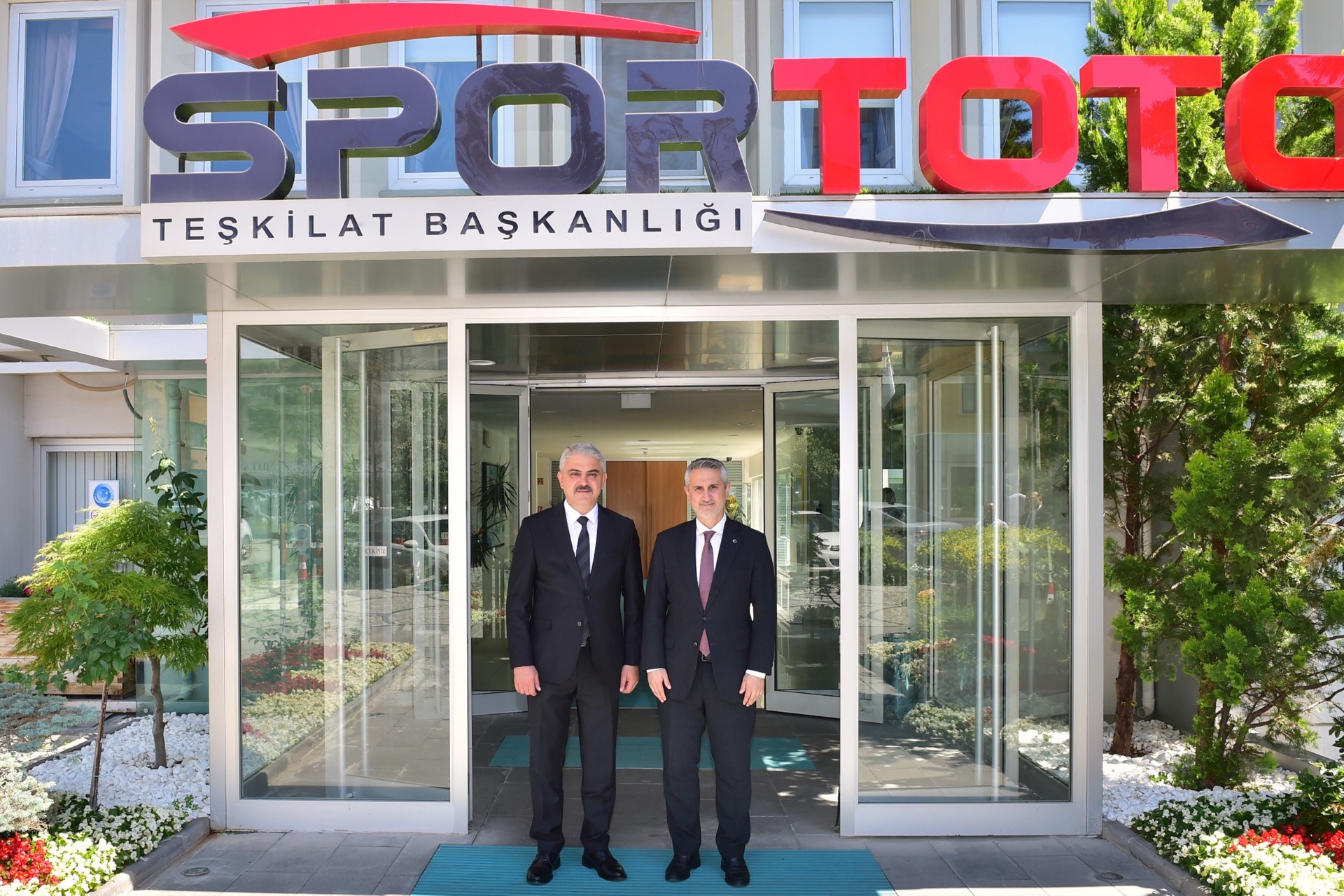 POZANTI’YA SPOR VE TURİZM ALANINDA ÜÇ BÜYÜK YATIRIM MÜJDESİ
